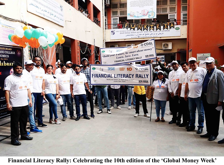 Krisha Foundation Organizes Financial Literacy Rally in Association with Smt M M K College Bandra 1