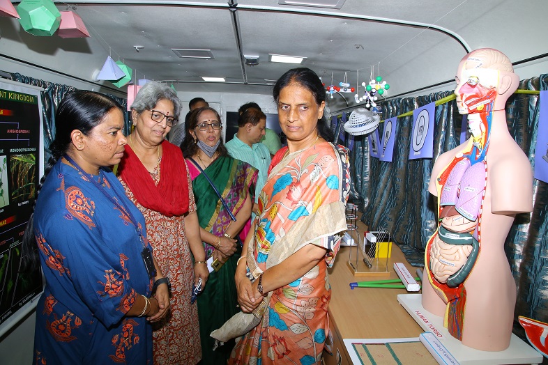 Sabitha Indra Reddy, Minister of Education, Government of Telangana inaugurated KVRSS Mobile Science Lab--03