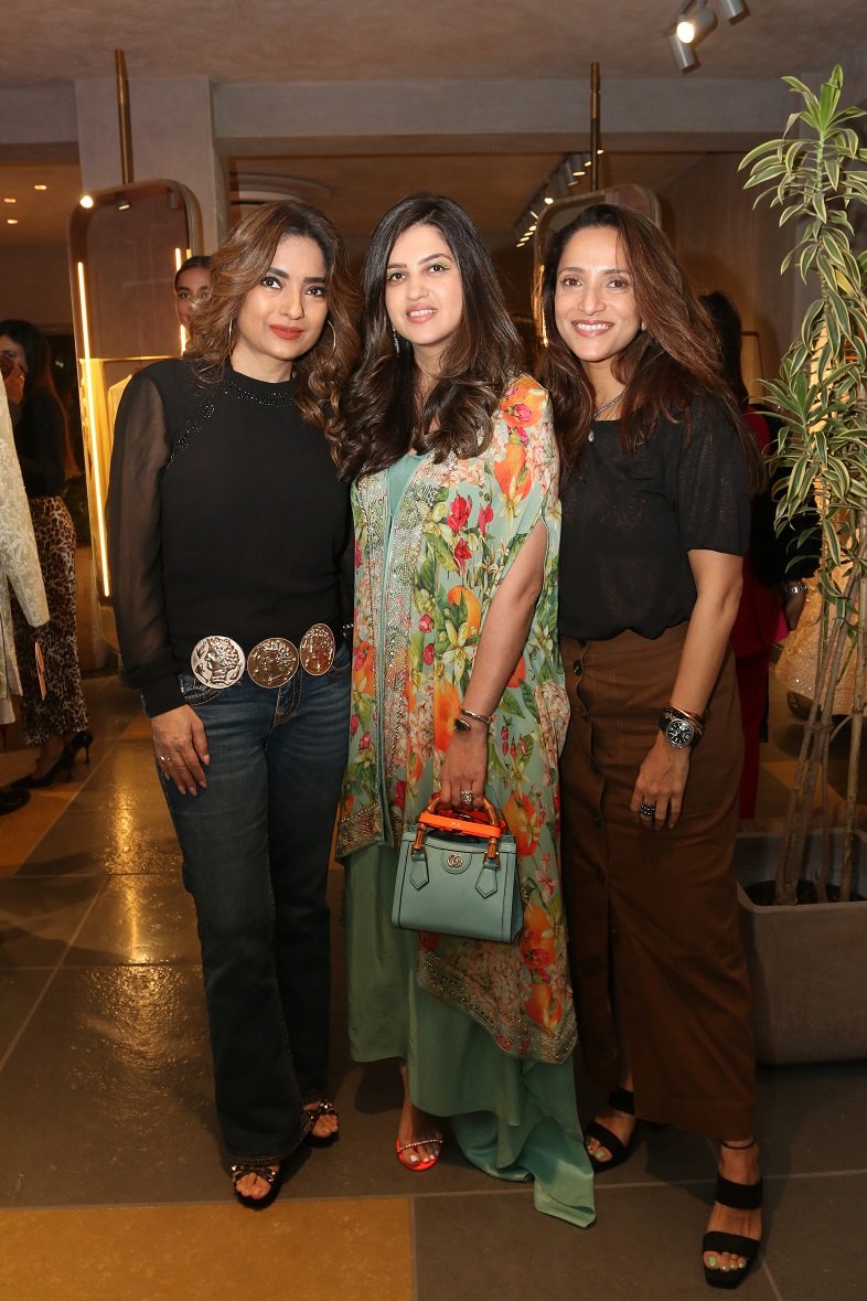 Pooja Advani, Avantikka Kilachand and a friend