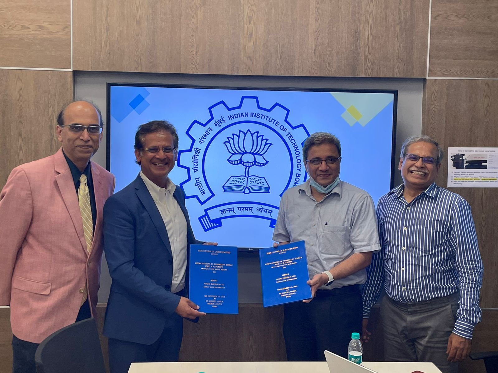 Amway India signs MoU with IIT Bombay_30112021