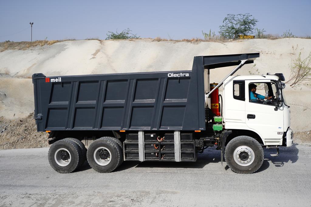 India’s First Electric Tipper to Hit Roads Soon, Olectra E-tipper Receives All Certifications