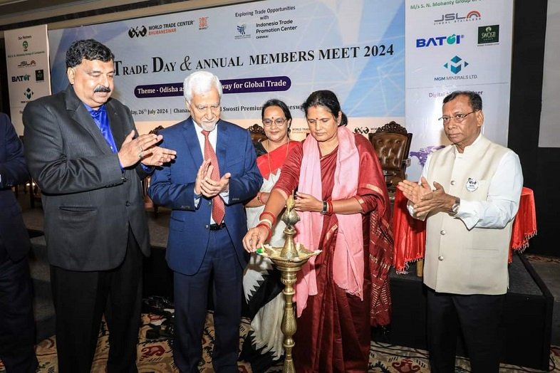 WTCBhubaneswar - world trade day celebrations - lamp lighting