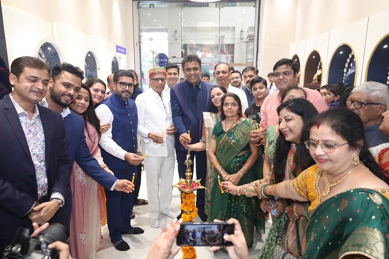 KISNA Diamond & Gold Jewellery Marks a Milestone with 50 Showrooms in India 1